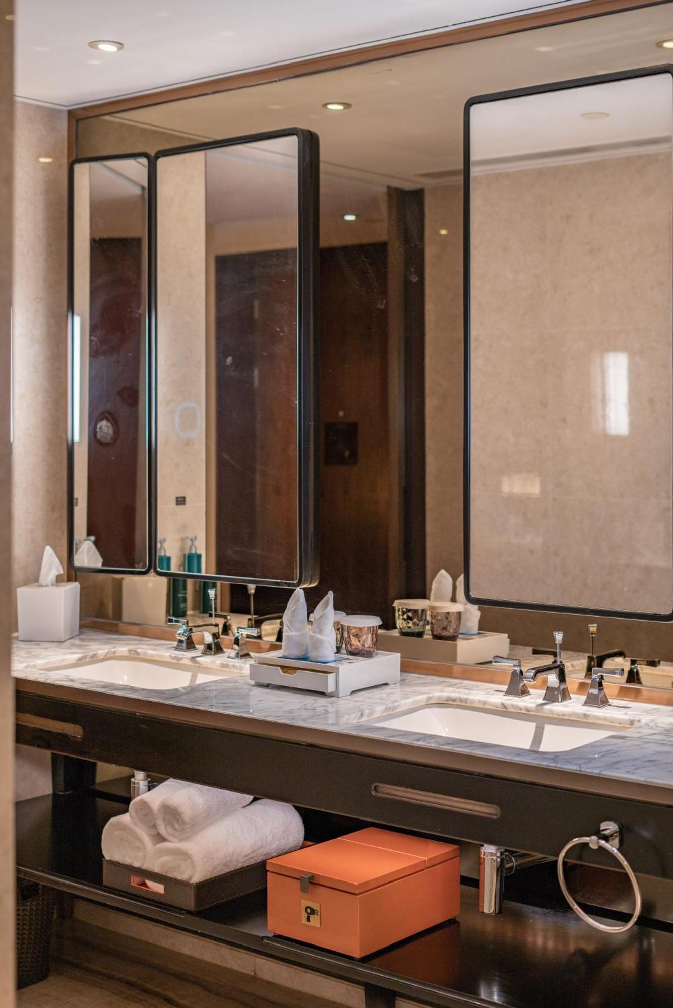 Hilton Fuzhou Hotell Fuzhou  Eksteriør bilde